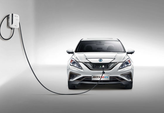 Fengxing S50 Dongfeng মোটর বৈদ্যুতিক যান 415KM কমপ্যাক্ট 4 দরজা 5 আসন