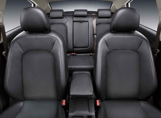Fengxing S50 Dongfeng মোটর বৈদ্যুতিক যান 415KM কমপ্যাক্ট 4 দরজা 5 আসন
