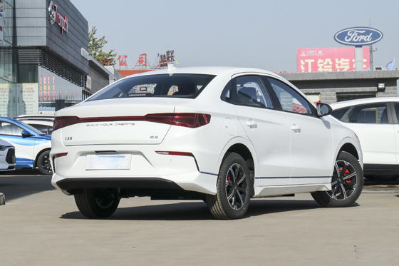 E3 Byd Sedan Electric Car Official Standard 401KM 4 দরজা 5 আসন